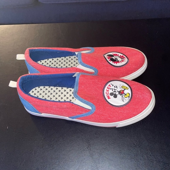 Disney x Junk Food Mickey Sneakers Size 6 Vacation Holiday Trip Souvenir - Picture 4 of 8